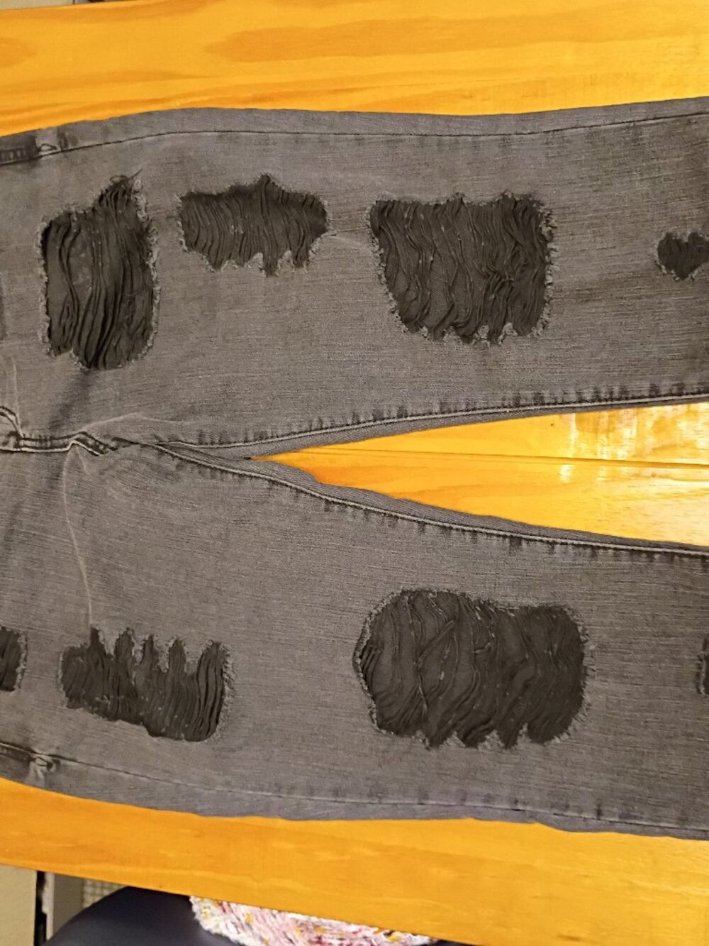 Mudd Junior's Black Distressed Jeans Size 15